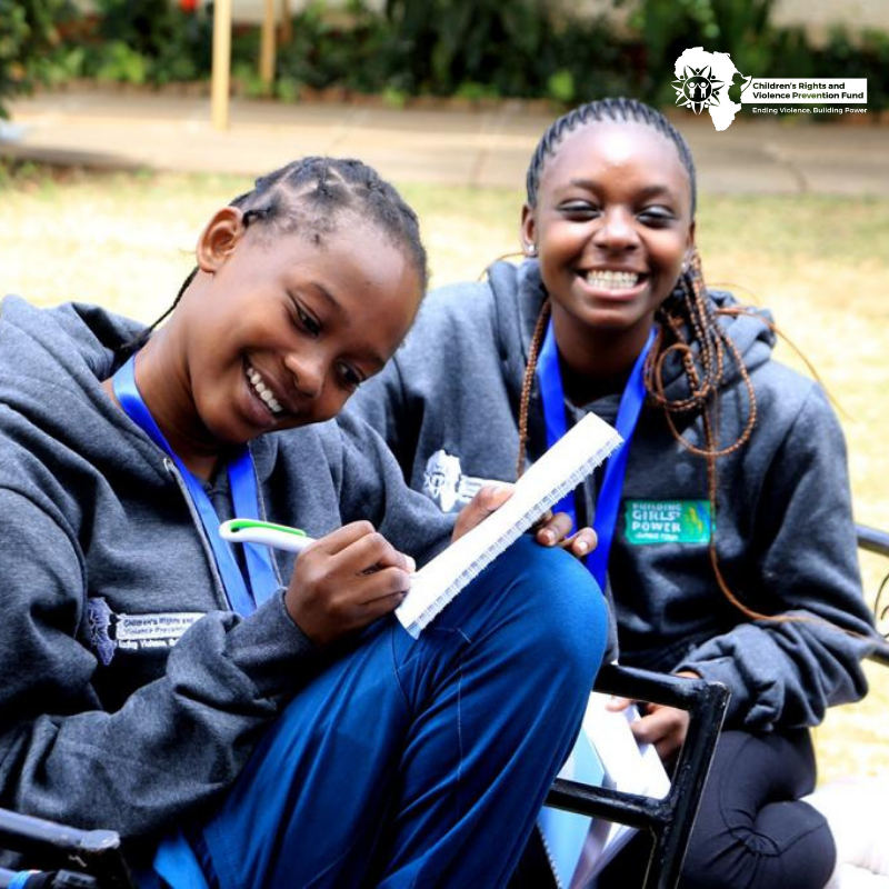 CRVPF1's tweet photo. Girls at the camp reflecting on better strategies to improve programming.
#regionalcamp
#buildinggirlspower
#bygirlswithgirls https://t.co/k1vkp8RXPz