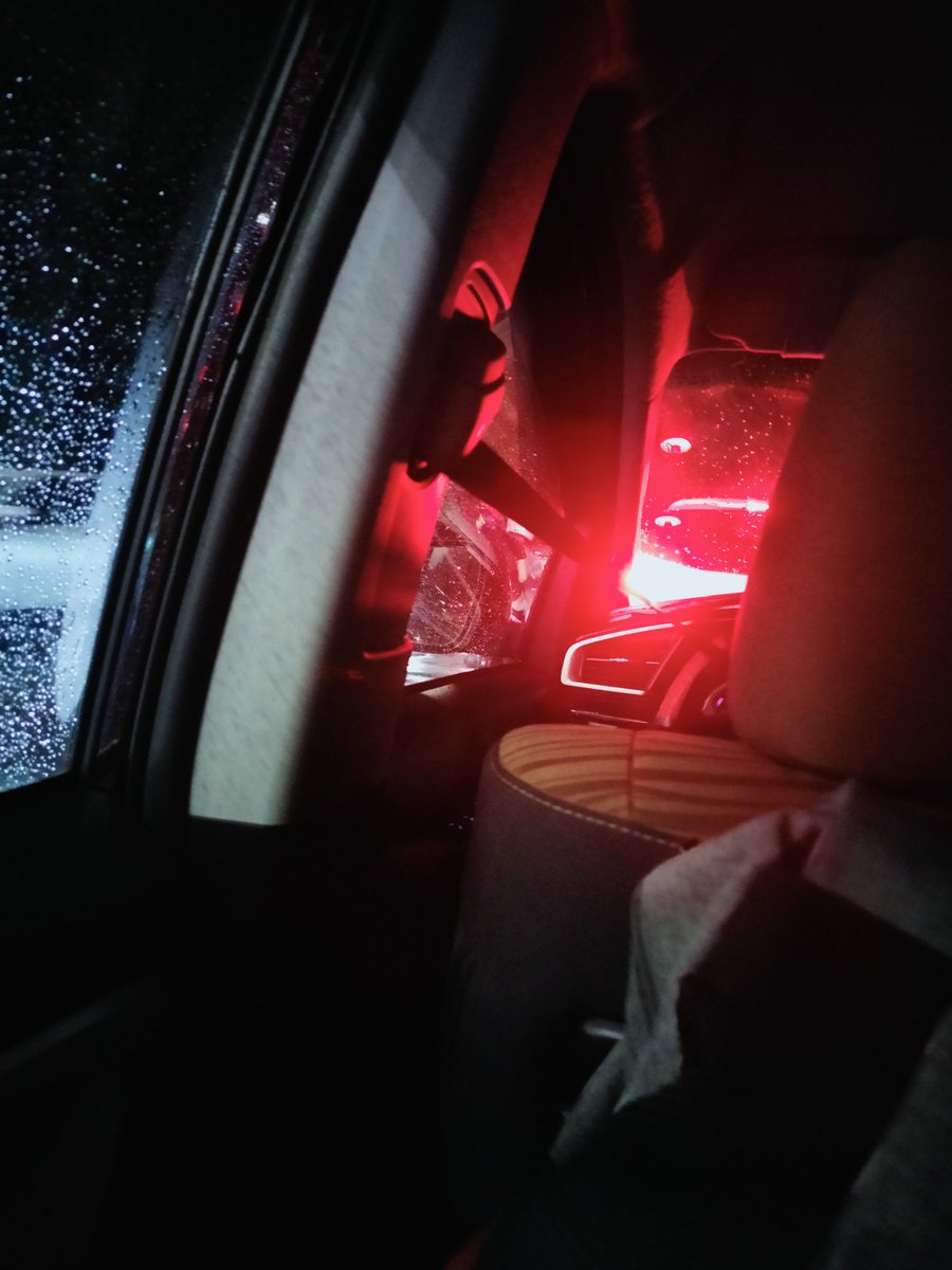 marisol_torio22's tweet photo. Traffic+Ulan+Music 
Antok na 🎧😌 https://t.co/WnvPQjhAA5