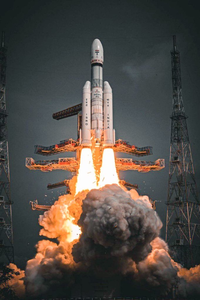 nishu5K's tweet photo. Fingers crossed 🤞 #Chandrayaan3Landing #Chandrayaan_3 #Chandrayan3 #HBDMegastarChiranjeevi #India @isro https://t.co/oUvo4cggEI