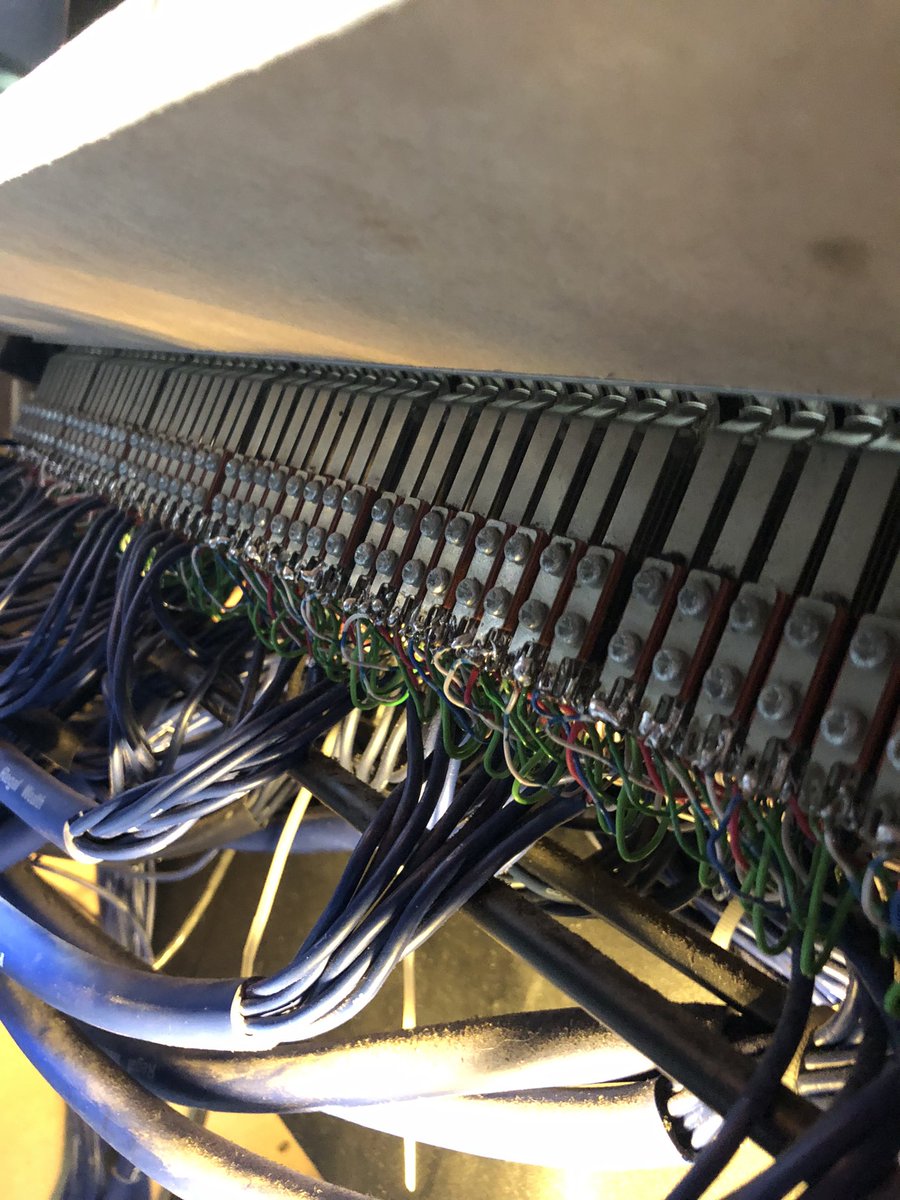 Plenty of rewiring of the studio today. What may not have been balanced is now balanced. 
#recordingstudio #patchbay