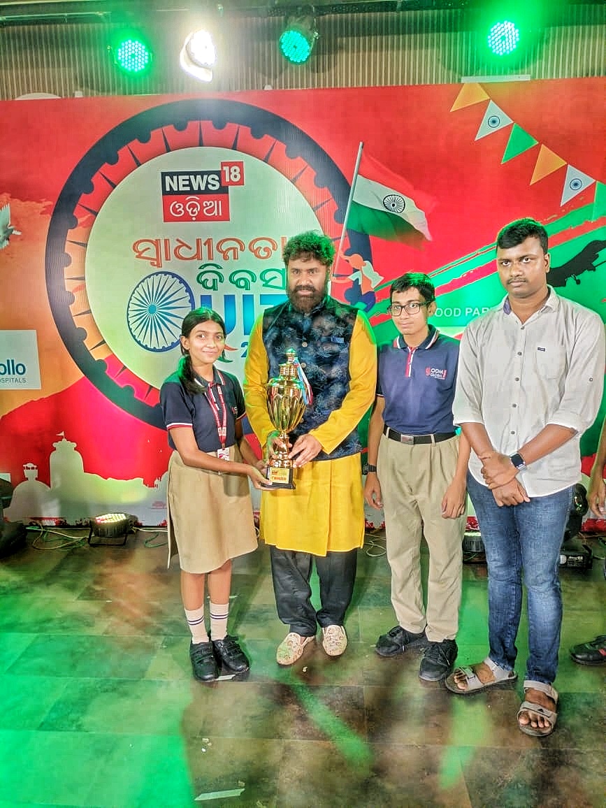 odmglobalschool's tweet photo. Marking Moments of Excellence!
Bravo! Our OGSians, Khirabdee Tanaya Nath and Mohammed Saif Raja, have clinched the remarkable 1st Runner-Up position in the prestigious News18 Quiz Competition.
#quiz #quizcompetition #ODMGlobalSchool #learnwithogs #UnlockYourPotential #Odisha https://t.co/TtPvkmadGL