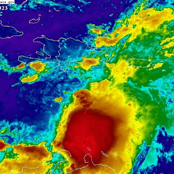 INDOMET_RDO's tweet photo. (1/5)
Buenos días. 
La Tormenta Tropical Franklin, fue localiza en la mañana de hoy, a unos 400 kilómetros al sur de Santo Domingo, aún continúa sin cambio de intensidad, siento sus vientos máximos sostenidos de 85 km/h con ráfagas superiores, se mueve hacia el noroeste a 6 km/h https://t.co/QSHPIS0DIv