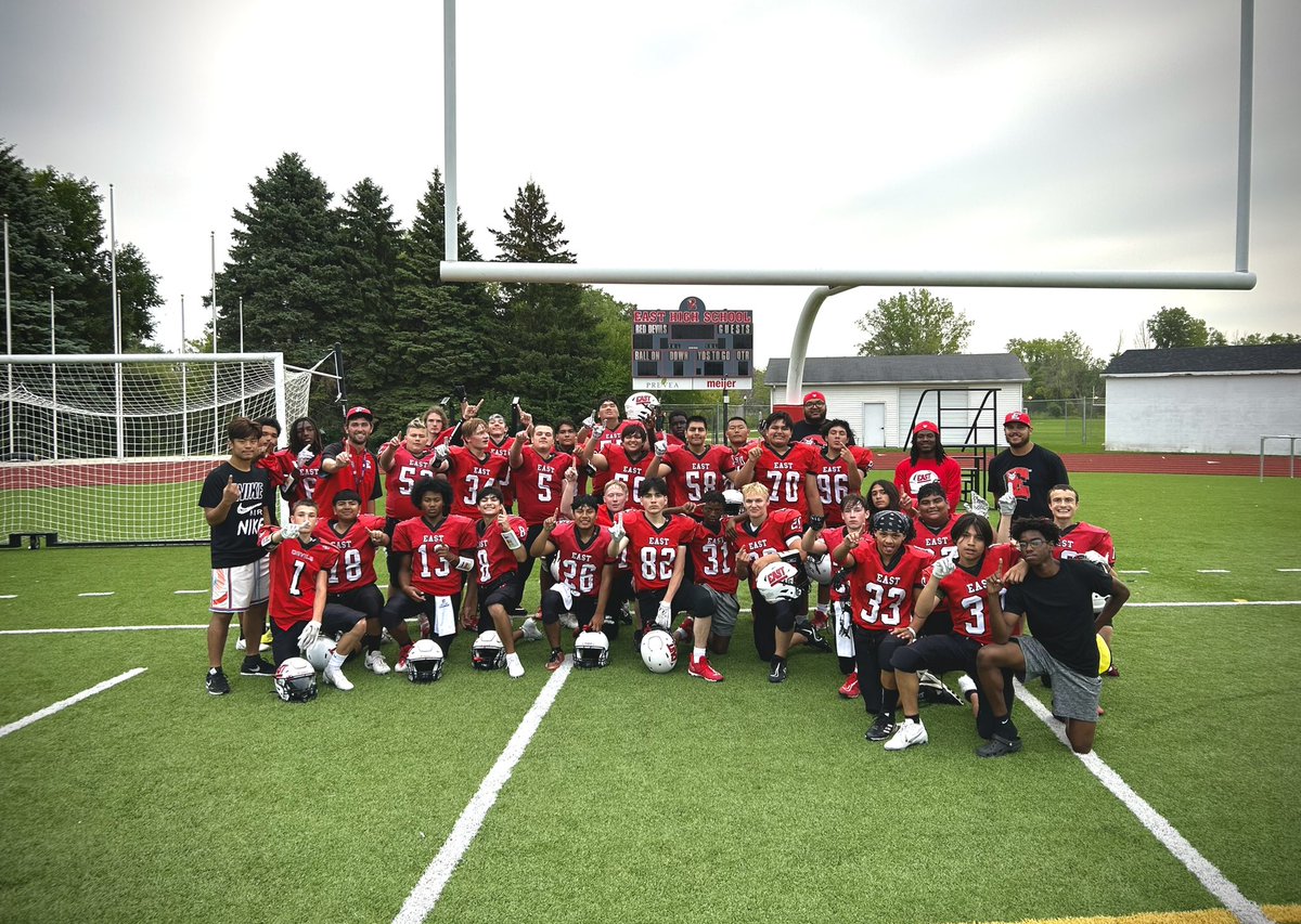 Congratulations to our Freshman/JV team on beating Bay Port last night 14-13!