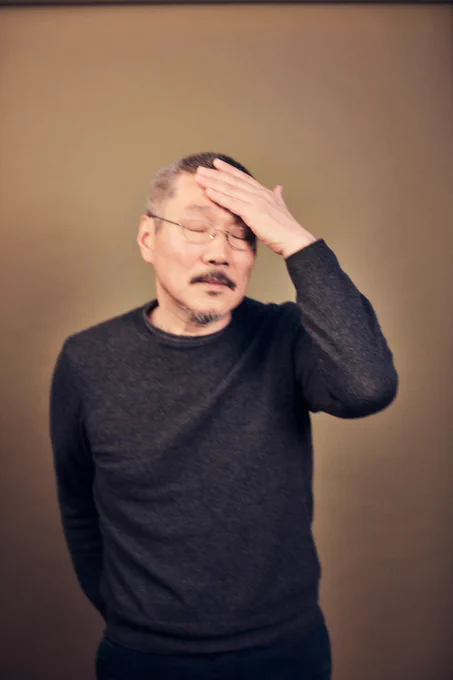 생각나서가져왔는데별로안비슷하군 