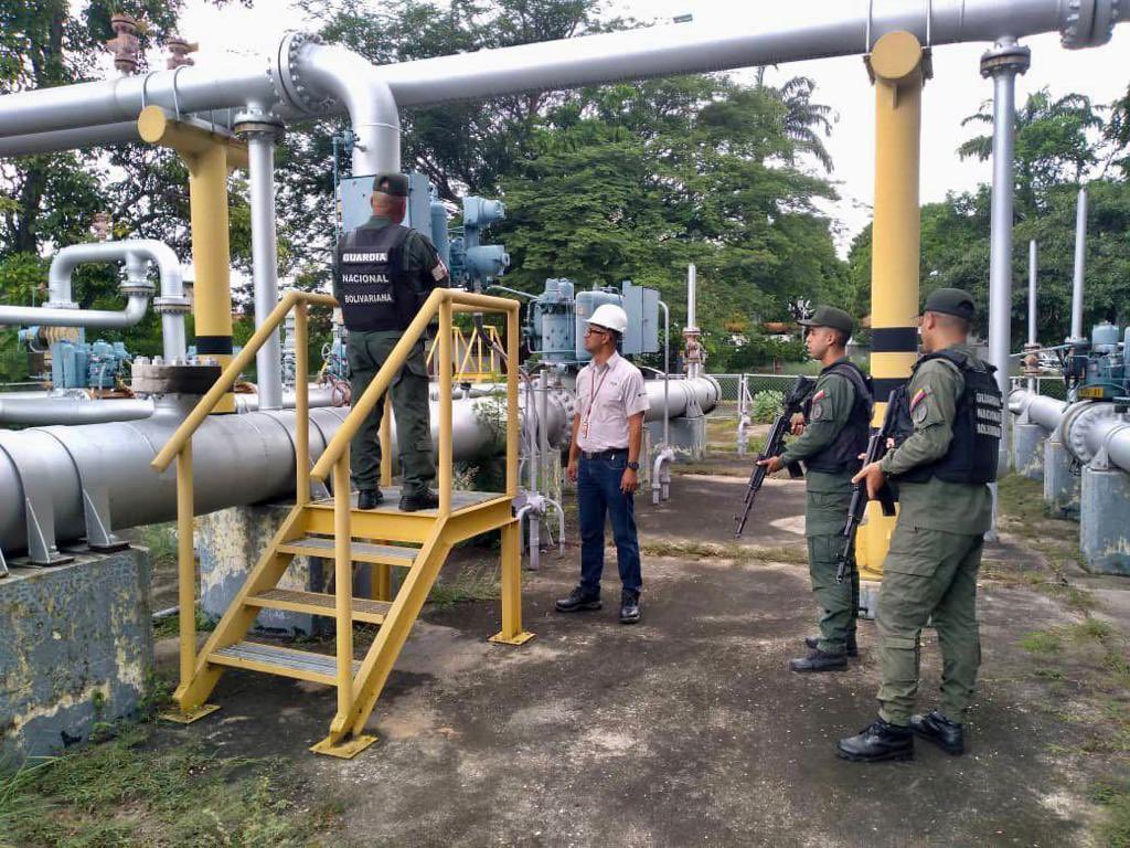 dhernandezlarez's tweet photo. La @carabobozodi45 monitorea y supervisa constantemente las instalaciones estratégicas de su territorio, sobre las cuales debe haber una continua  y constante vigilancia y protección, ya que las mismas proporcionan importantes servicios públicos a la nación venezolana.

#IntegrarEsVencer