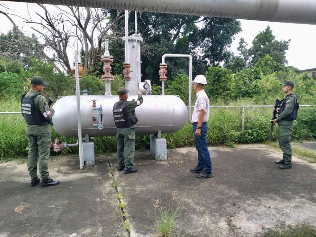 dhernandezlarez's tweet photo. La @carabobozodi45 monitorea y supervisa constantemente las instalaciones estratégicas de su territorio, sobre las cuales debe haber una continua  y constante vigilancia y protección, ya que las mismas proporcionan importantes servicios públicos a la nación venezolana.

#IntegrarEsVencer