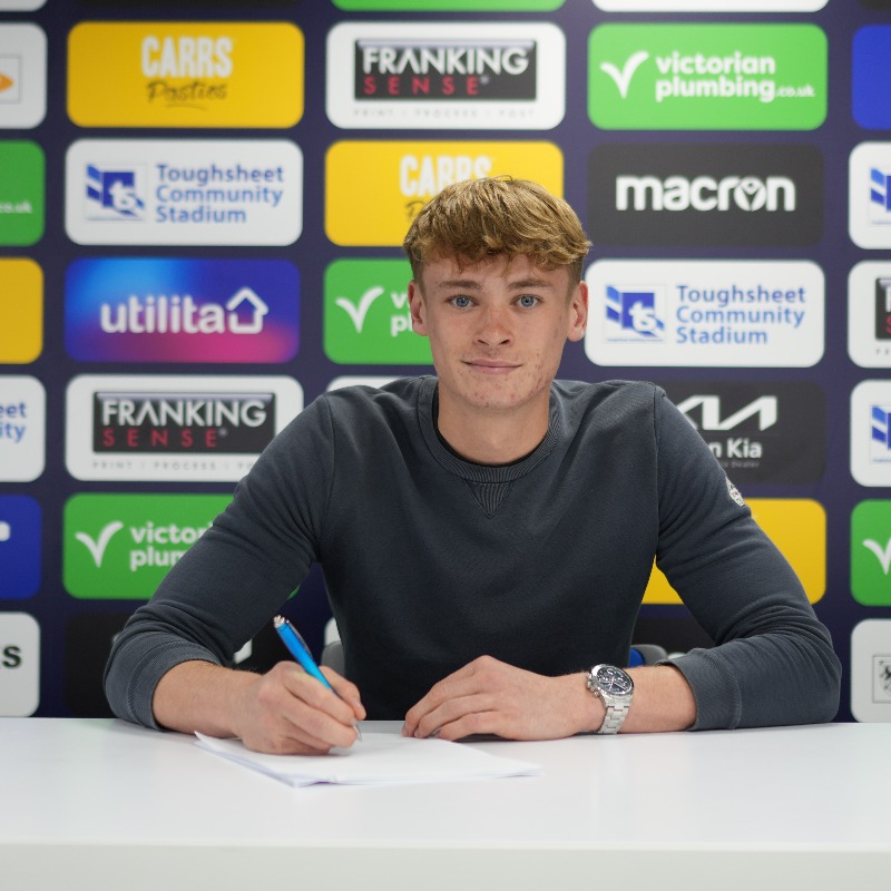 BWFCBandAcademy's tweet photo. 📝 Wanderers’ B Team have added young goalkeeper Jack Flint to their ranks to bolster their options in the goalkeeping department.

Welcome, Jack! 🧤

#bwfc