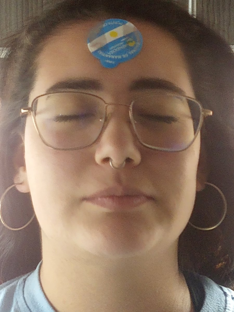 Angii21_'s tweet photo. @valen_heredia7 JQJSJSJJ https://t.co/4q5jUsf2fD