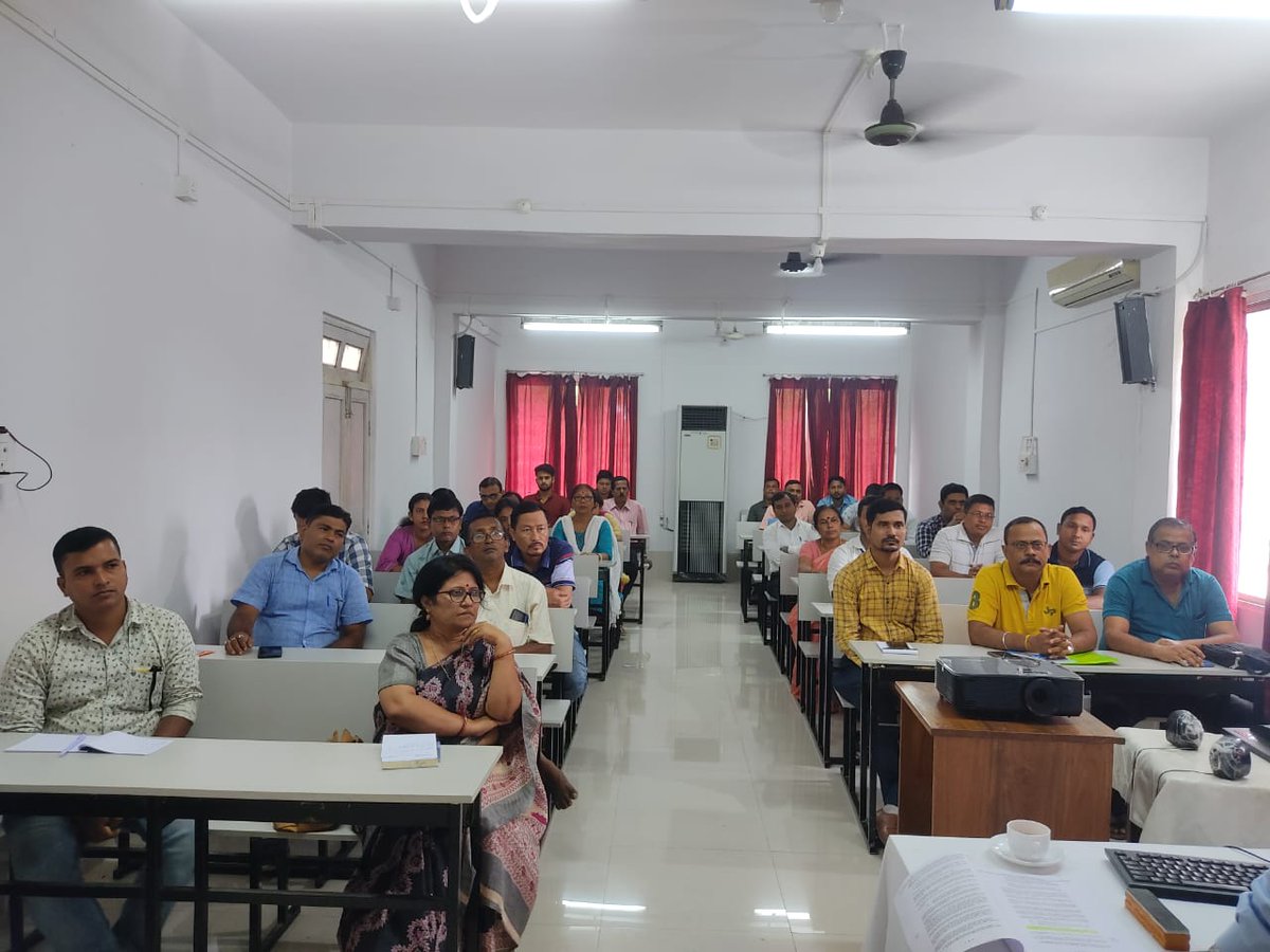 SIPARD1's tweet photo. The Institute conducted training course on Right to Information Act 2005 for officials of different departments. This course is sponsored by Department of Personnel and Training, Govt. of India.
#RTI https://t.co/4NZEnzvBGq