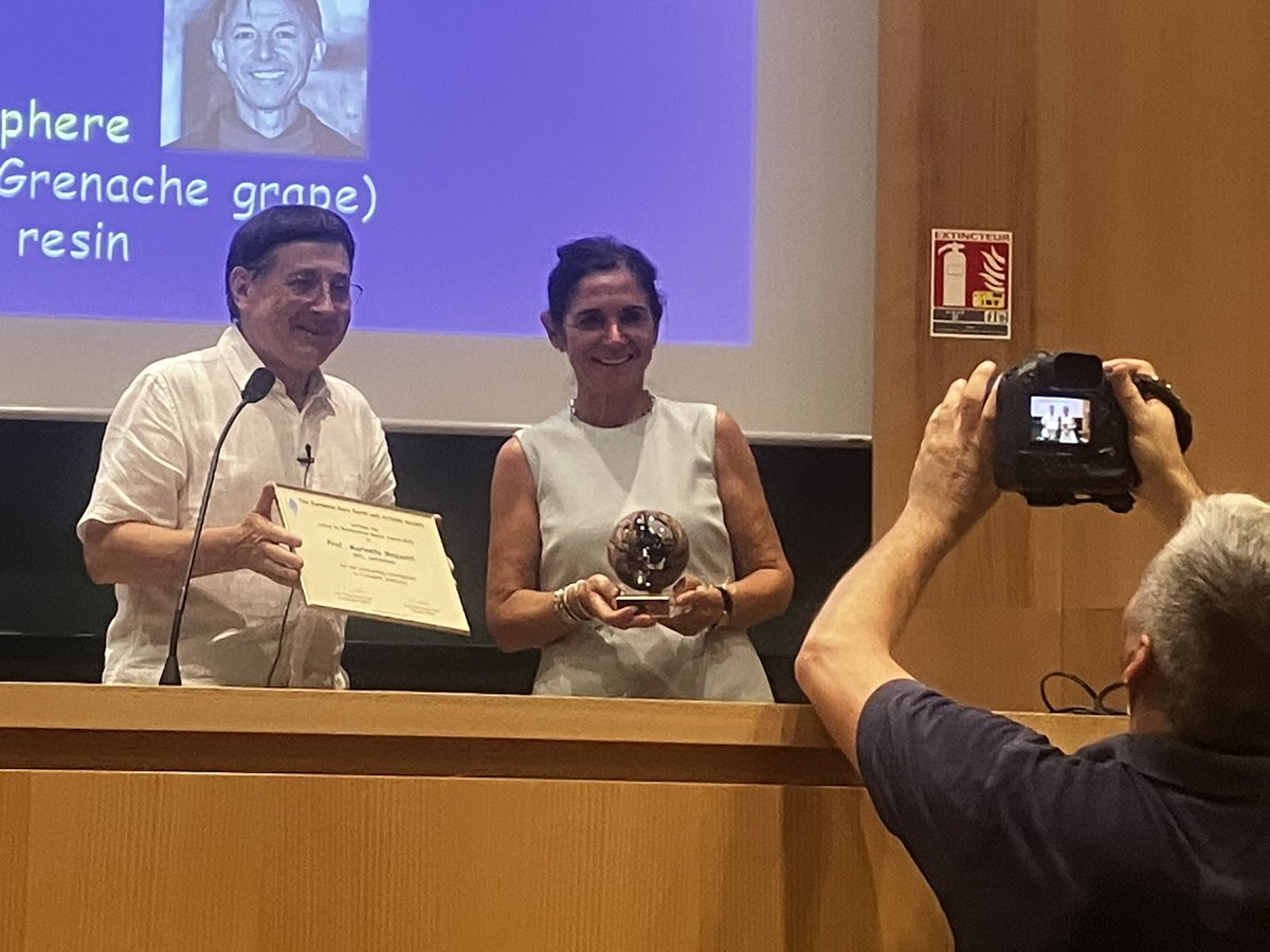 Many congratulations to Marinella on receiving the very prestigious “LeCoq de Boisbaudran” award. @ICFE11