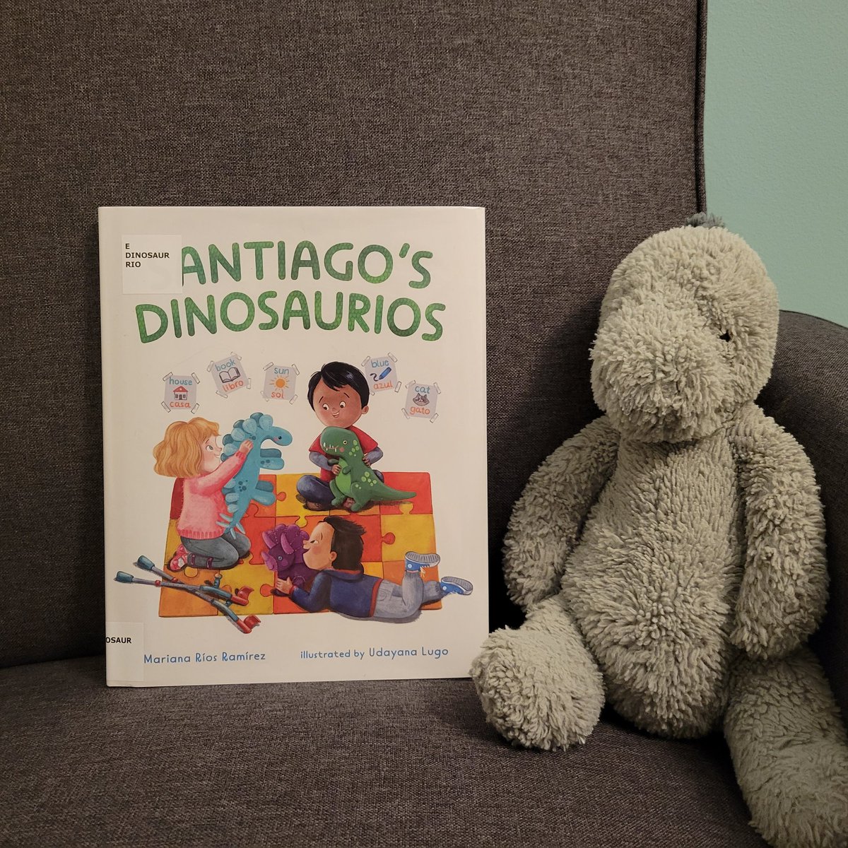 Rachelrcreates's tweet image. 5yo started Kindy last week 🥹. Santiago's Dinosaurios by @marianariosrmz1 &amp;amp; illo by Udayana Lugo was a fantastic bedtime book the night before. (1) Super encouraging to see Santiago make friends, (2) 5yo is dino crazy, (3) 5yo loves learning new words in Spanish. #picturebooks