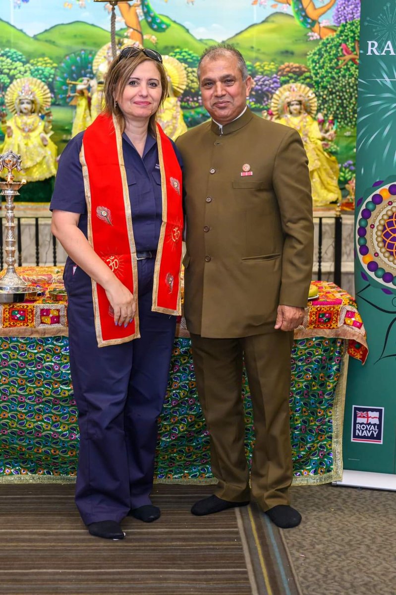 LailaAb95314447's tweet photo. #TWFRS attended Raksha Bandhan #celebration event yesterday to engage with our #diverse community, wonderful community members in Hindu π temple π€πΌπ
@MehrbanSadiq
@Kas1691Ks
@WMNicMordecai
@joannehenry99
@CoulthardLc https://t.co/zfFy1Jx1FZ