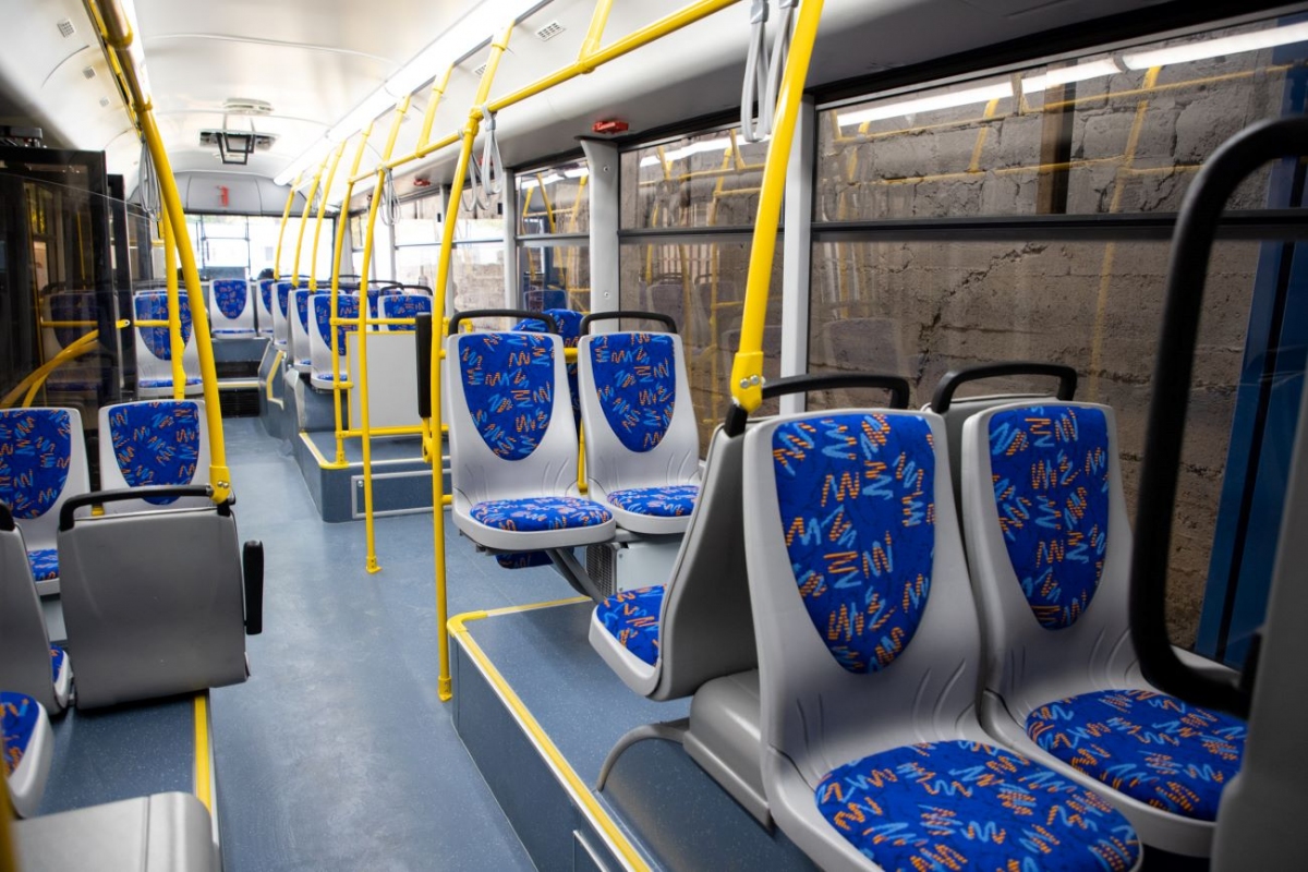 Good news: Moldova has produced its first electric bus. Its range is 70 km. The producer says it will deliver 25 buses to the town of Bălți by the end of the year mold-street.com/?go=news&n=167…