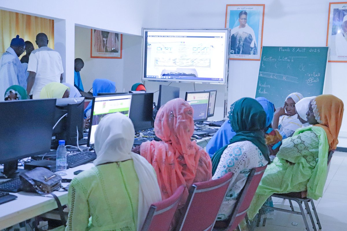 fondsfpt's tweet image. de Hizbut Tarqiya, basée à Touba.

Une #cohorte de 25 pensionnaires du daara a pu bénéficier de cette formation en #webmastering pour aspirer à des carrières prometteuses dans le domaine du développement #web .