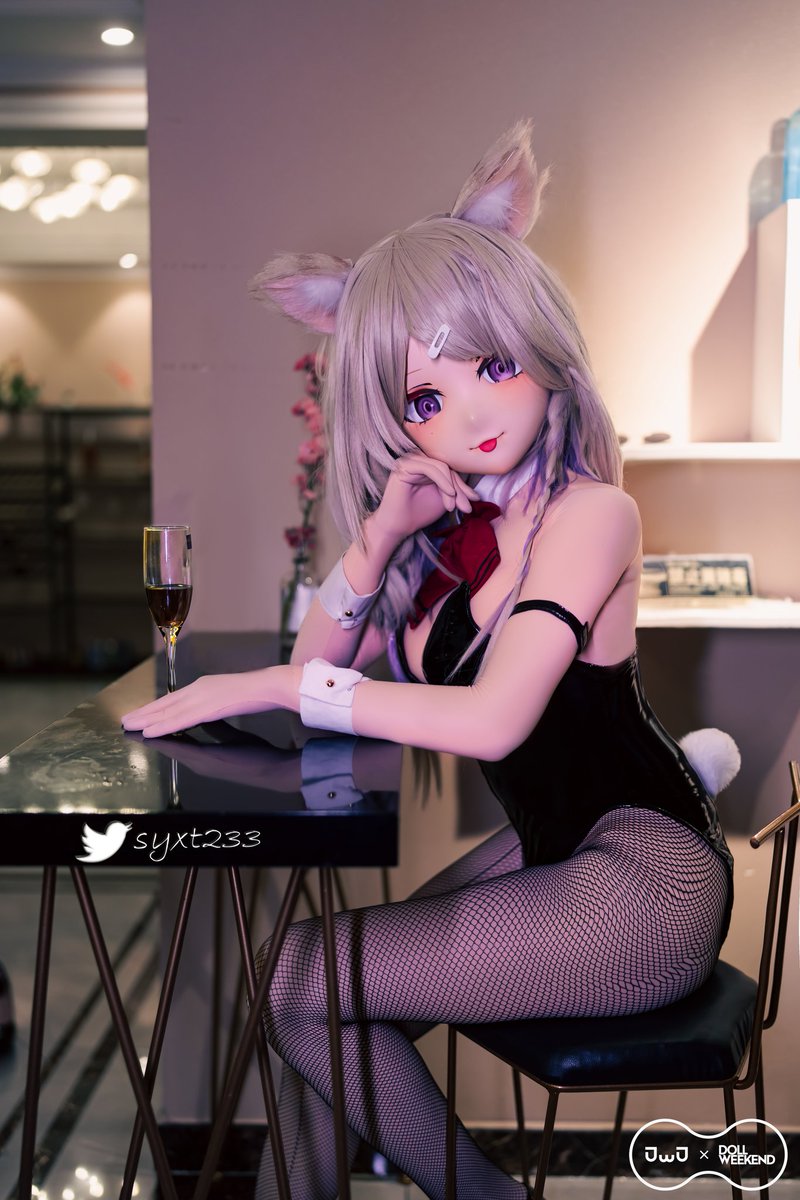 “怎么…在想我的事？”
————————————
#着ぐるみ  #kigurumi
📷: <a href="/HuldaWodehous6/">小叮当</a> 
🔧：po
🏠: <a href="/JuJurestday/">JuJu</a> <a href="/doll_weekend/">Doll Weekend</a>