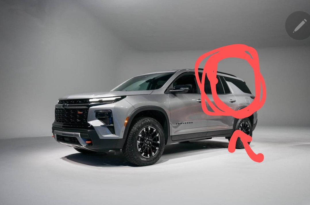 Kudos to <a href="/chevrolet/">Chevrolet</a> for releasing a trail ready Traverse but wtf is this shark thing?!? Just slim it out a bit and extend it to the roof.