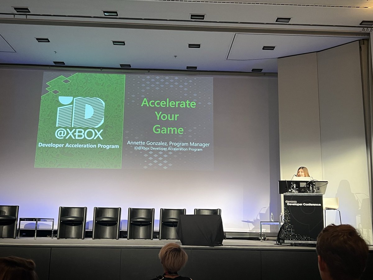 JordanOloman's tweet photo. Talk 2 for today is a deep dive on the ID@Xbox Developer Acceleration program #devcom2023 https://t.co/tuOg8xF54M