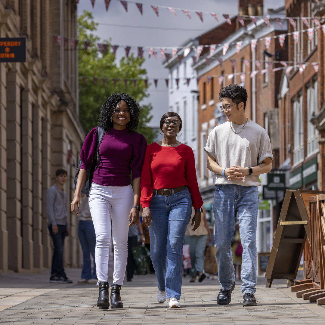 There's still time to book your place and visit us tomorrow at our Open Campus Event. 💙

Wednesday 23 | 10am - 12pm   

Find out more: lncn.ac/OpenCampus23