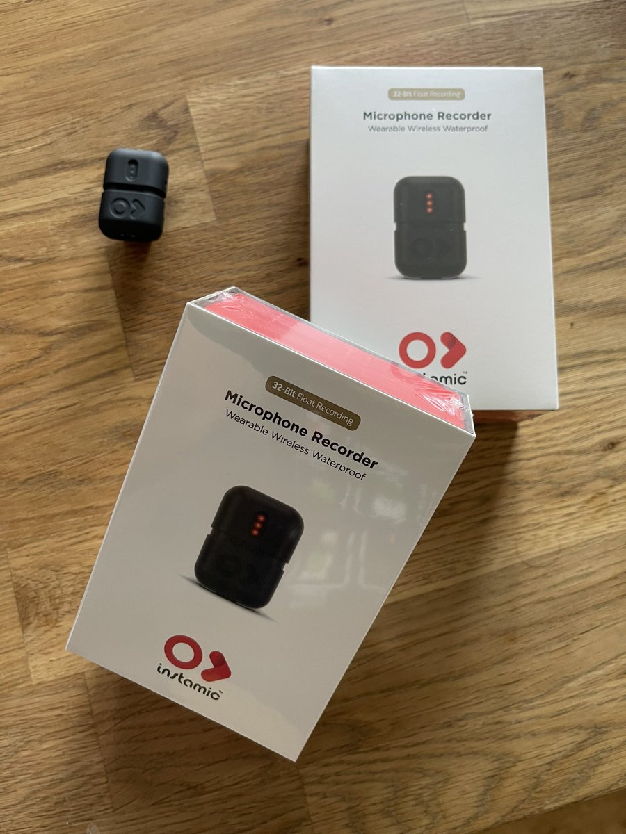 codenaga's tweet photo. Finally there are three of them! I'm so happy! This will greatly simplify my three-people on-site recordings.
#instamic #Podcasting https://t.co/Gn4qvlU0Sb