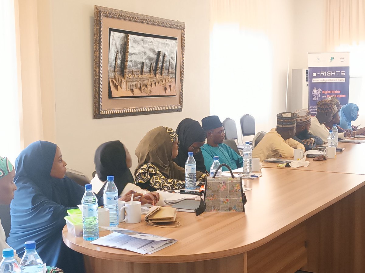 CitadRadio's tweet photo. Engr. Kamal Umar is currently giving a presentation about the Internet &amp; its functioning, as well as Digital Citizenship, at a two-day training in Kano. The training focuses on digital rights, protection mechanisms, &amp; online security tools for digital rights activists. https://t.co/FIMf7Ju3M0