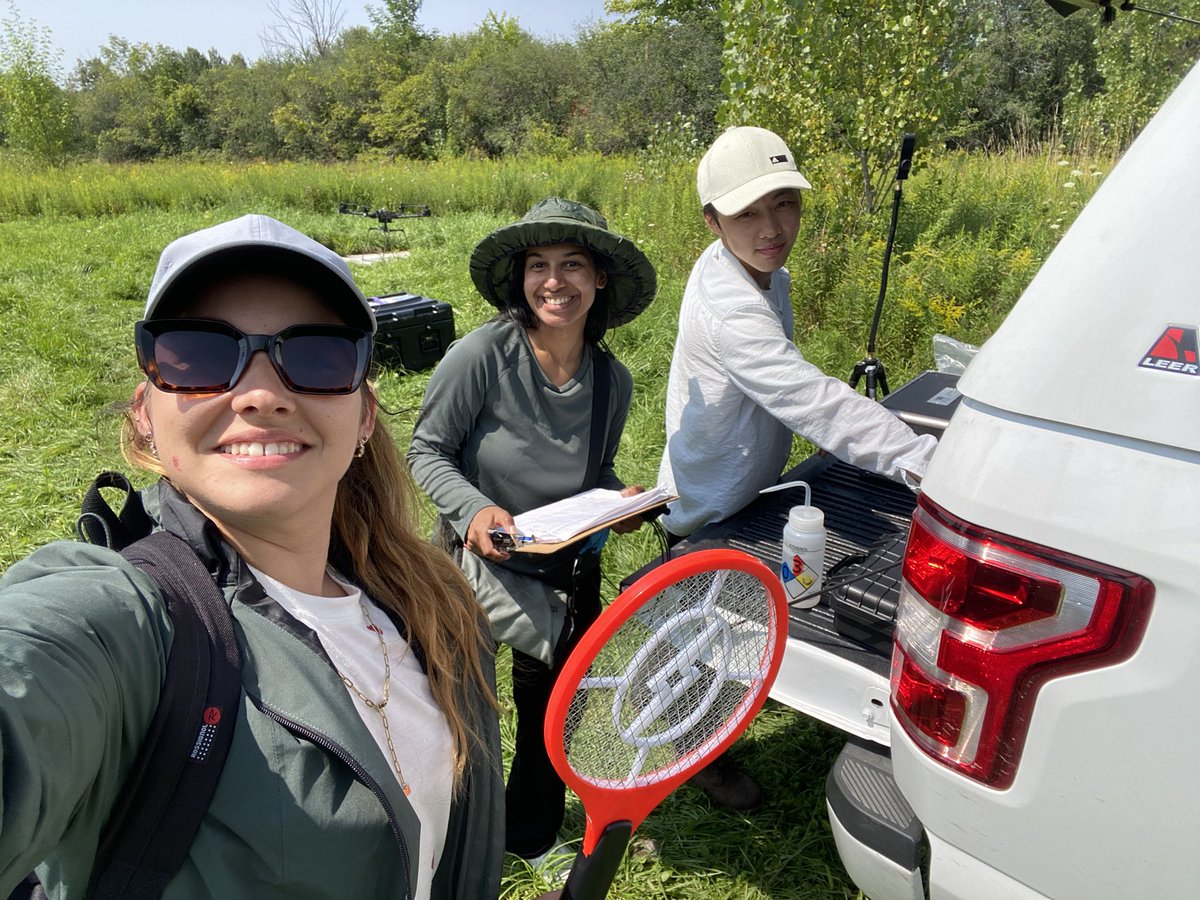 Emilie.isasa tweet media