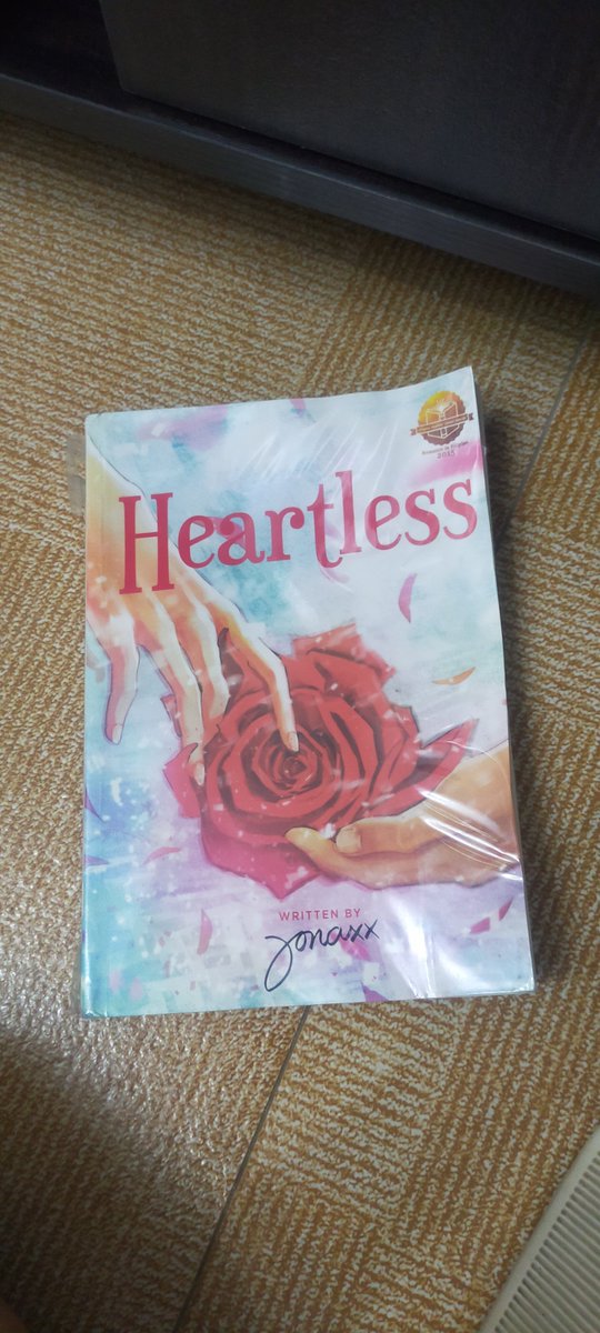 zhandedios's tweet photo. BOOKS FOR SALE 

Heartless - 250
He's Into Her Season 1 Books 1-8 (Pastel Version) - 400 (bundle)

RFS: Pambili ng nursing essentials

MOD: LBC / J&amp;T
MOP: Gcash 

📍Location: Santa Rosa, Laguna https://t.co/3IL2k9Joz9