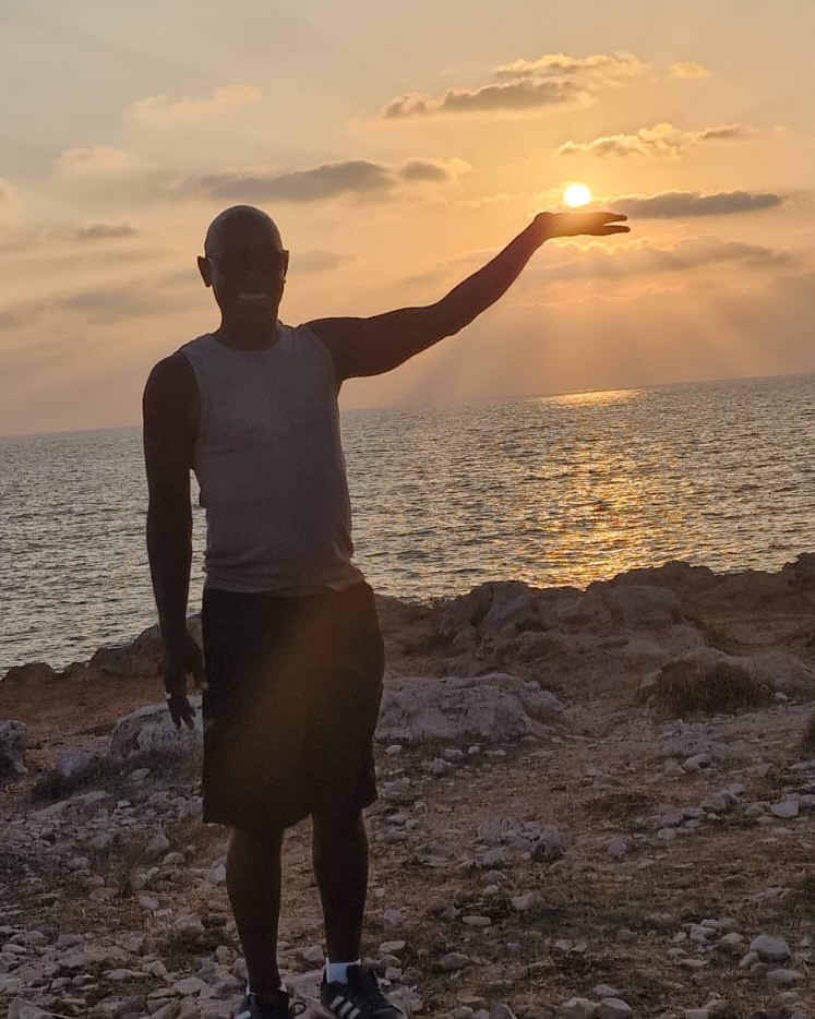 1MCDT's tweet photo. Sun is life in #Paphos #Cyprus #LovingItLovingItLovingIt® #JumpDontEverStop #EnterTheDragon #mcdt #SmileAtMe #LyricalPlan #LittleBitOfThisLittleBitOfThat #MCDTonTour #BackInCyprus #UKG https://t.co/1dFqrbjz1t