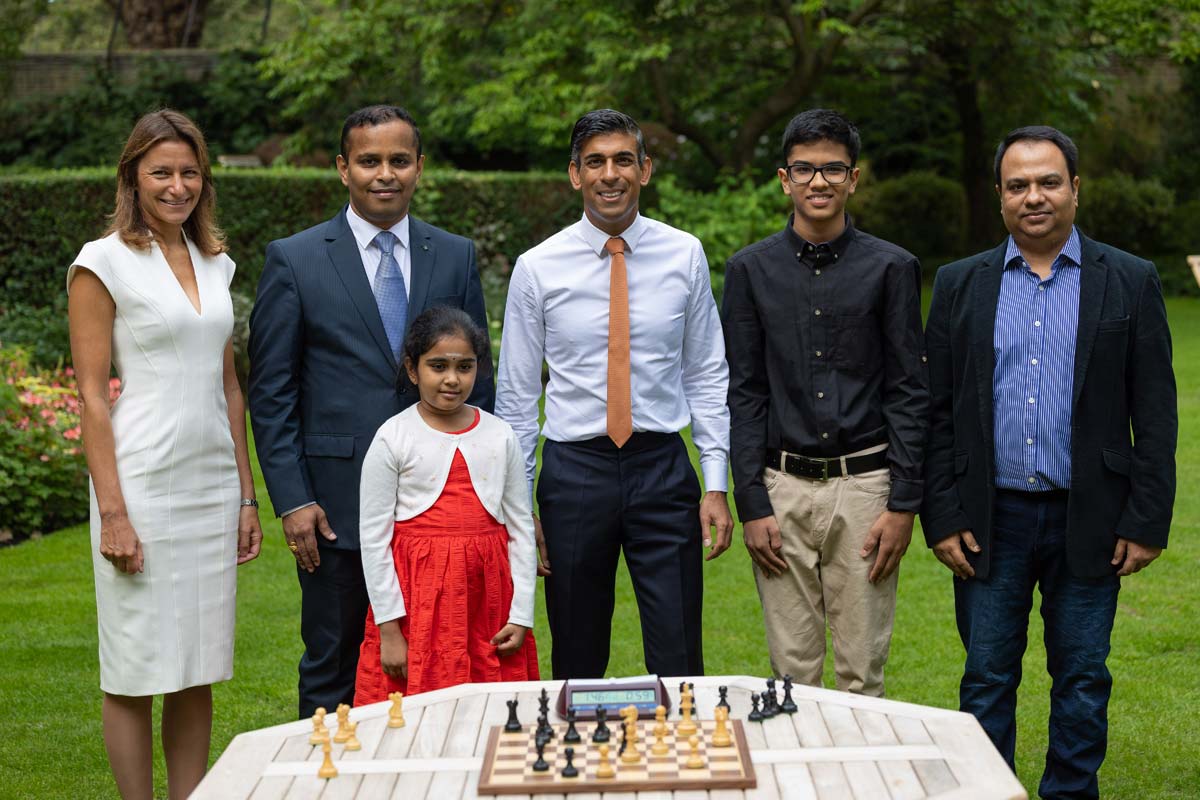 Chess in Schools and Communities (@schoolschess) on Twitter photo Hot on the heels of the <a href="/DCMS/">Department for Culture, Media and Sport</a> announcement of funding for #chess, <a href="/RishiSunak/">Rishi Sunak</a> and @lucyfrazermp hosted two of the UK's brightest young prospects, Shreays Royal and Bodhana Sivanandan <a href="/10DowningStreet/">UK Prime Minister</a> this morning. Is this a golden age for chess? gov.uk/government/new… Hot on the heels of the <a href="/DCMS/">Department for Culture, Media and Sport</a> announcement of funding for #chess, <a href="/RishiSunak/">Rishi Sunak</a> and @lucyfrazermp hosted two of the UK's brightest young prospects, Shreays Royal and Bodhana Sivanandan <a href="/10DowningStreet/">UK Prime Minister</a> this morning. Is this a golden age for chess? gov.uk/government/new…