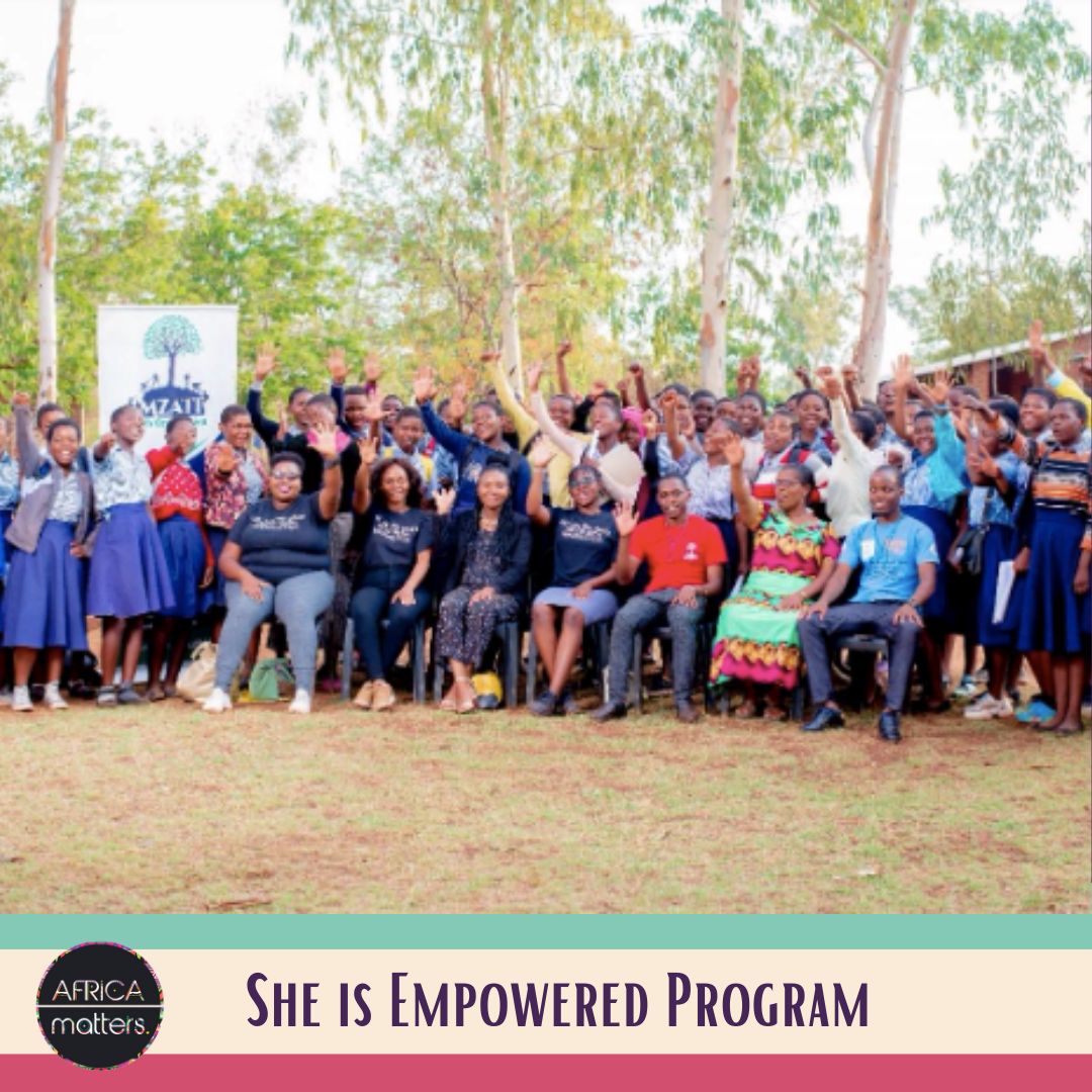 AfricaMatters15's tweet photo. Our ShE Leader Euster Kachingwe from Malawi conducted her 2022 CEP by modeling and empowering young girls to stay in school as a response to child marriages in her community.✨
WE ARE THE ONES WE'VE BEEN WAITING FOR
#africamatters #ShELeader https://t.co/6t4yoWlKlE