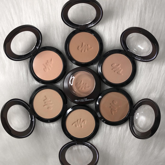 PÓ Compacto 4, Max Love