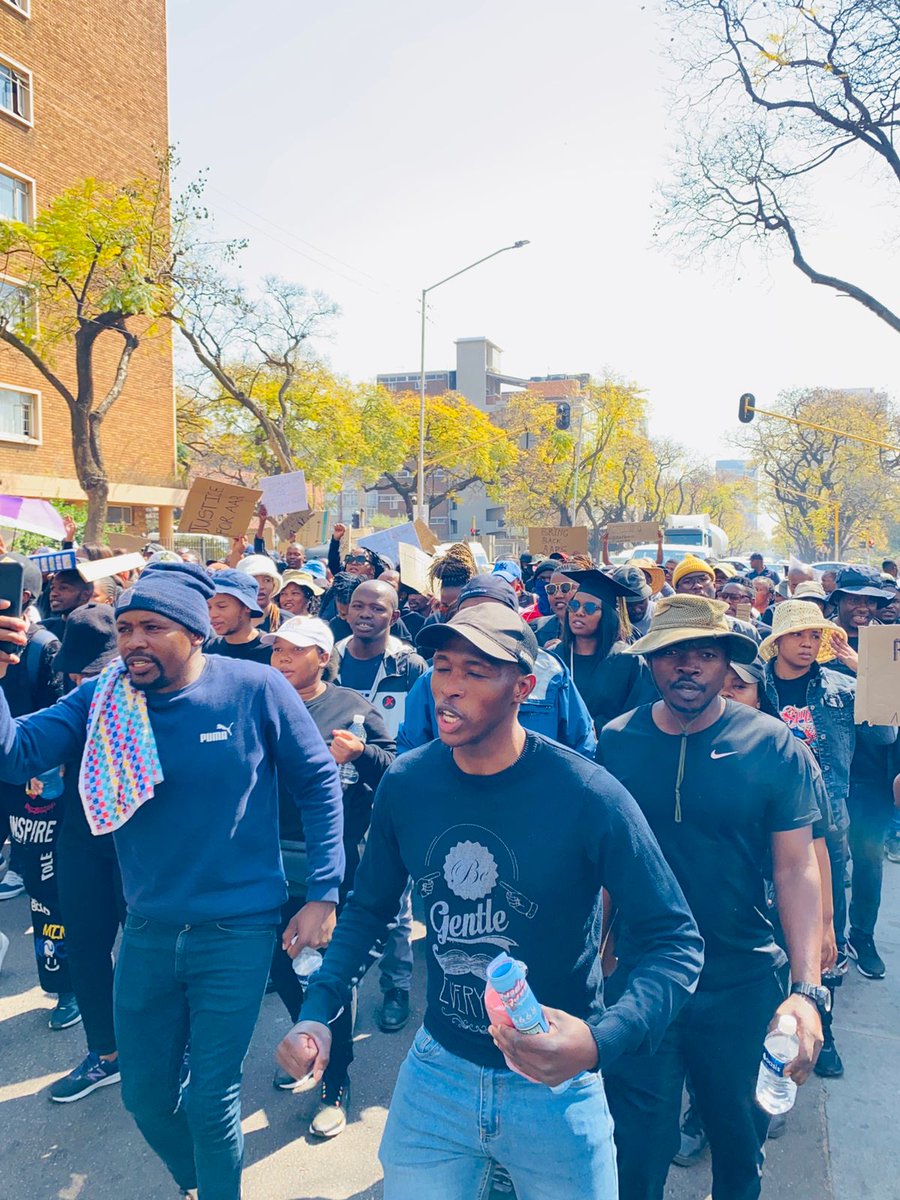 Duma2Sandile's tweet photo. @Mbhele_Xoli #BringBackAAPsJobs https://t.co/reGt7uMpD7