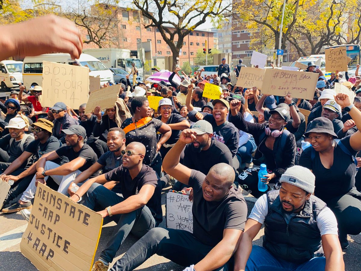Duma2Sandile's tweet photo. @Mbhele_Xoli #BringBackAAPsJobs https://t.co/reGt7uMpD7