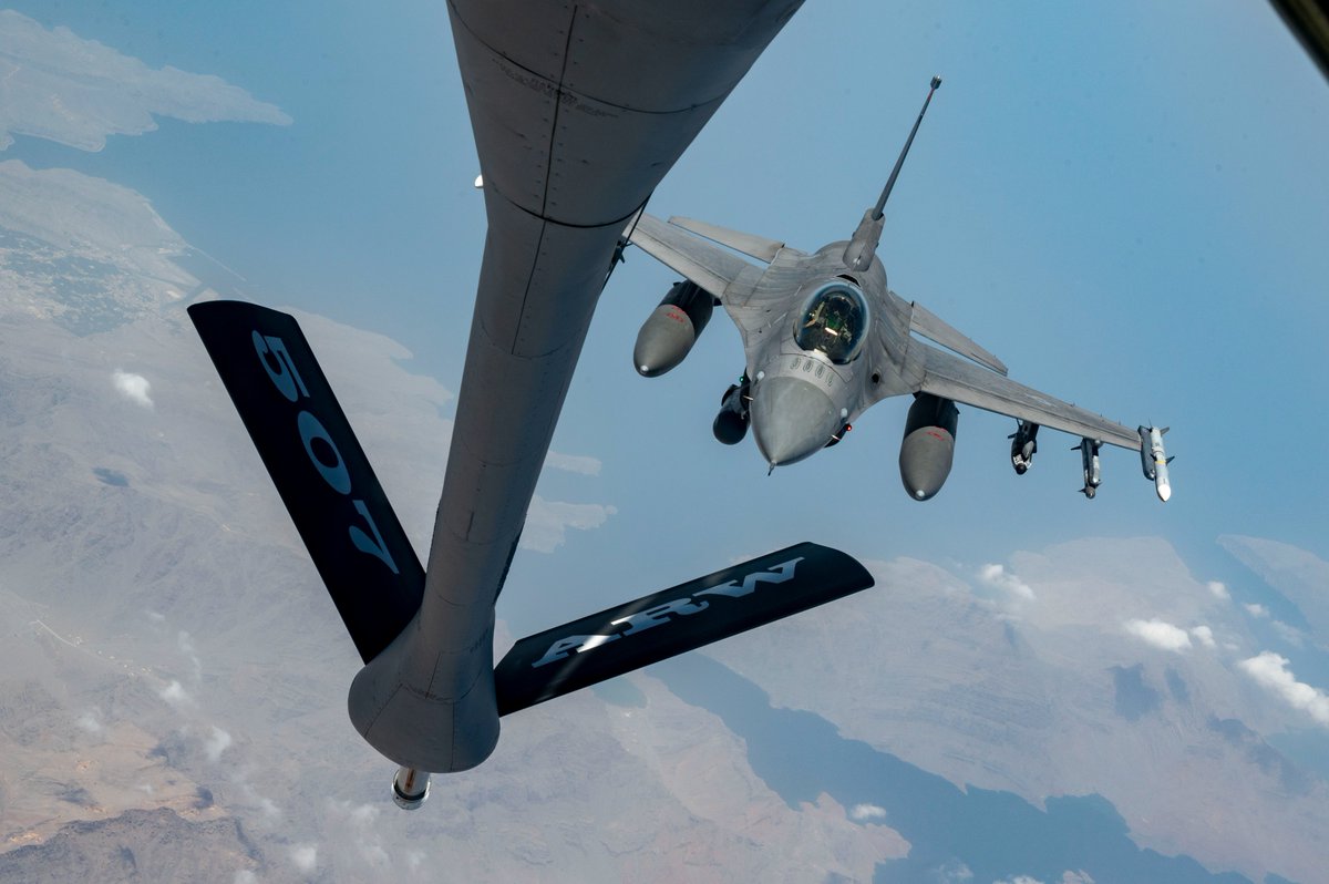 USAFCENT's tweet photo. .@usairforce F-16s continue to patrol the skies over the Arabian Gulf, protecting the security and freedom of navigation in the Strait of Hormuz
These actions reaffirm the unwavering commitment to maintaining stability and safeguarding global trade in this vital route
@CENTCOM https://t.co/JGb4YqerAf
