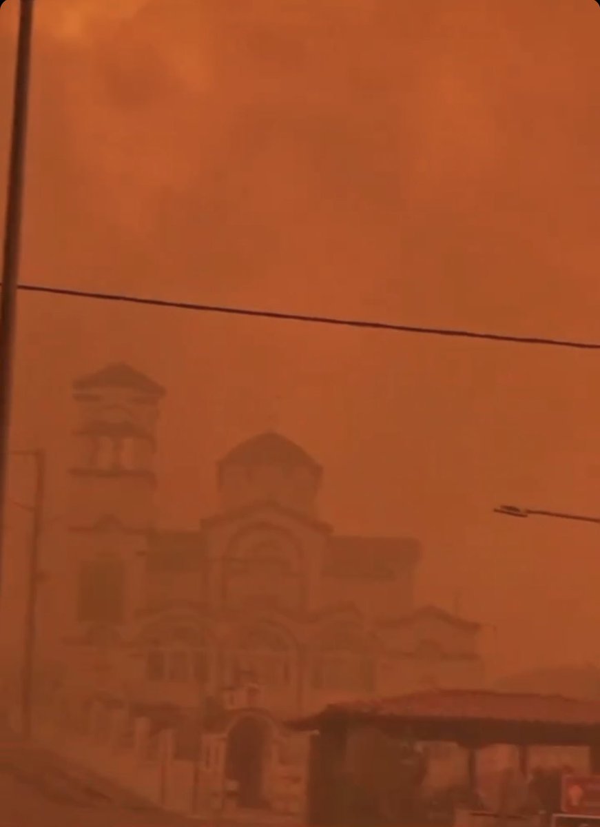 NixanM's tweet photo. Thraki needs help!! We are burning to the ground!  #φωτια #Greece #Greecewildfires #komotini #alexandroupoli #Αλεξανδρούπολη #Κομοτηνή https://t.co/gyDbJx3S0r