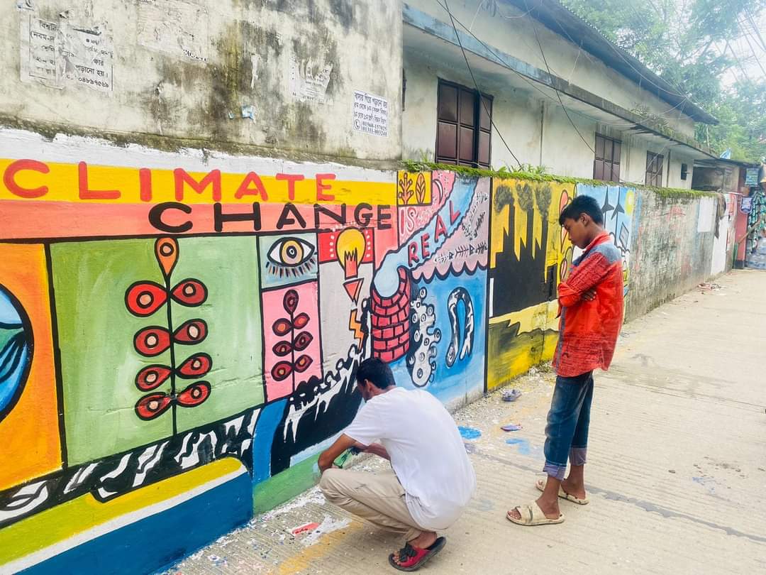 YouthNetGlobal's tweet photo. 🌍🎨 Exciting News! Witness the breathtaking fusion of art and environmental consciousness in Cox's Bazar with our Climate Mural Art Collaboration by #MotherEarthProject. Visit us on Boilla Para Rd. as we stand for our planet's protection &amp; inspire change together! 💚 https://t.co/16hF54zeSt