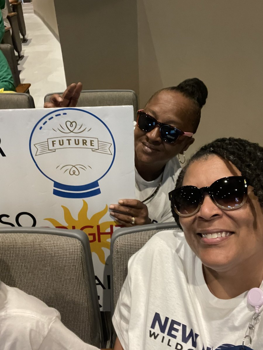 New Hope Elementary School future is so bright we gotta wear shades. #experiencevcs