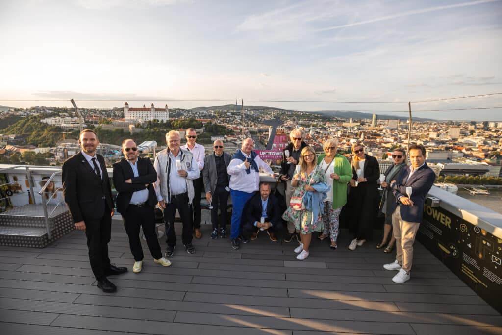 😎Meeting planners converged in Bratislava for a three-day fam trip  

🔛The fam trip showcased Slovakian capital from cuisine to meeting venues for international meeting &amp; eventplanners

✅micebenelux.com/fam-trip-revie…

#eventprofs #Bratislava <a href="/bratislava_mice/">Bratislava MICE</a>