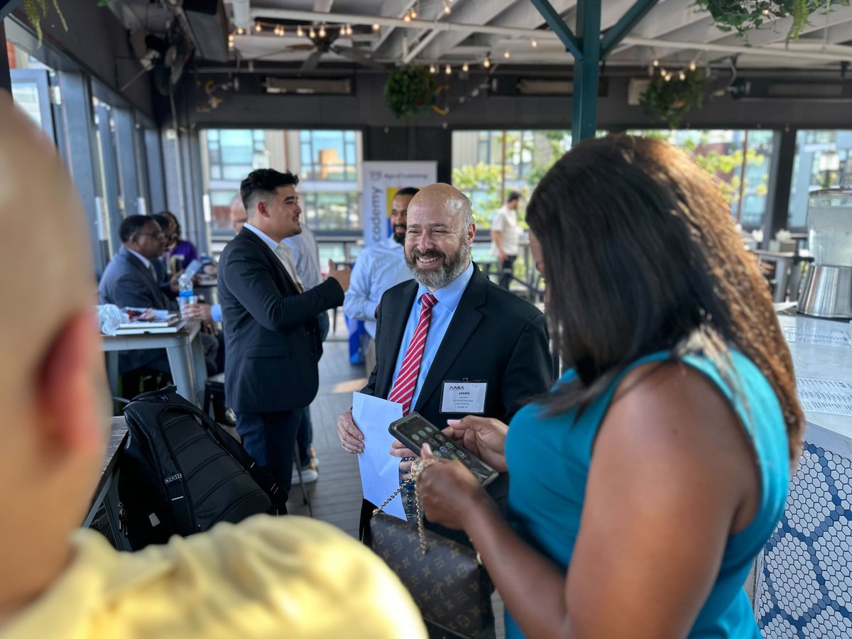 AgeofLearning's tweet photo. This past week, @AgeofLearning team members @JasonBotel and Theresa Burns (@consultEDtech) attended @AASAHQ's Urban Superintendents Summit. They connected with school leaders like Superintendent @watlington_sr &amp; shared more about our personalized, adaptive solutions. #Edtech https://t.co/7CWAFv2dyV