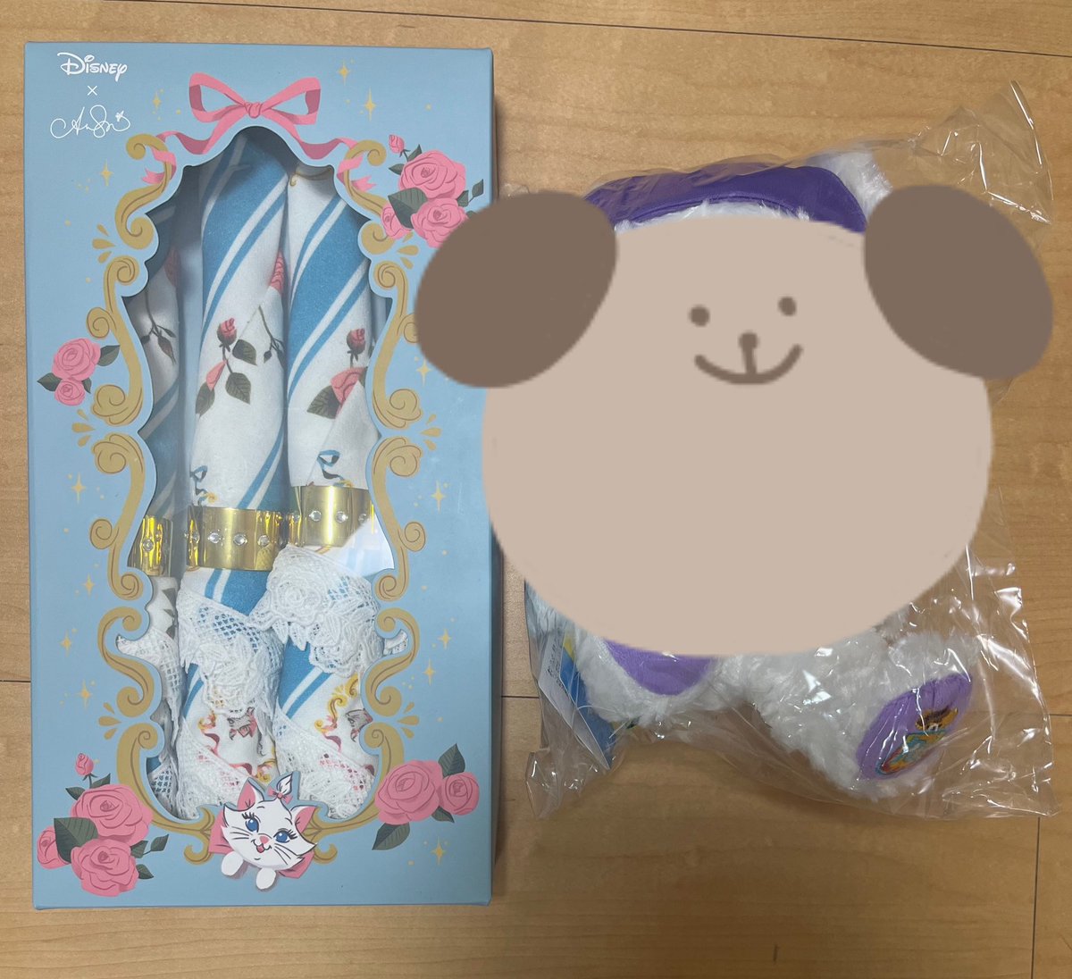 snm_mui's tweet photo. ディズニーストア　夏祭りくじ　交換
【譲】
マリーちゃん　ナプキン＆リングセット
【求】
ミキフレ.海外ディズニー関連
(2枚目の物優先)
くじ定価＋送料

郵送希望
神戸〜大阪のみ手渡し相談可 https://t.co/2xnOYd2R84