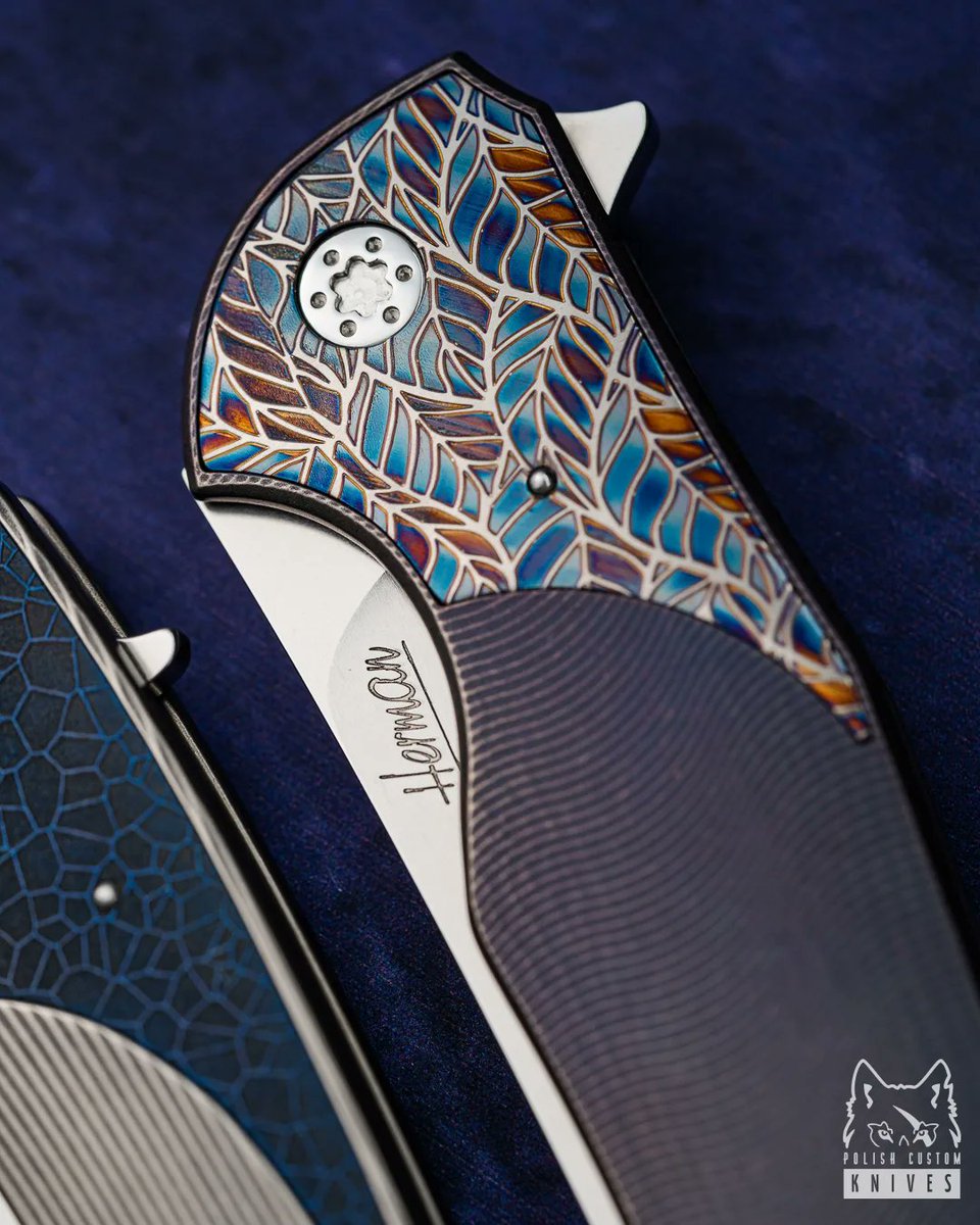 PolishKnives's tweet photo. New Herman Knives drop 🪂 is live now !!!😁
Knives made by 🇵🇱 @hermanknives_official
Foto made by @erikoromantiko #sting #ishtar #microsting #inlay #m398steel #m398 #elmaxsteel #polishcustomknives #hermanknives #foldingknife #customknives #customknife https://t.co/WkjS3JBEss https://t.co/kTWd7dAaMZ