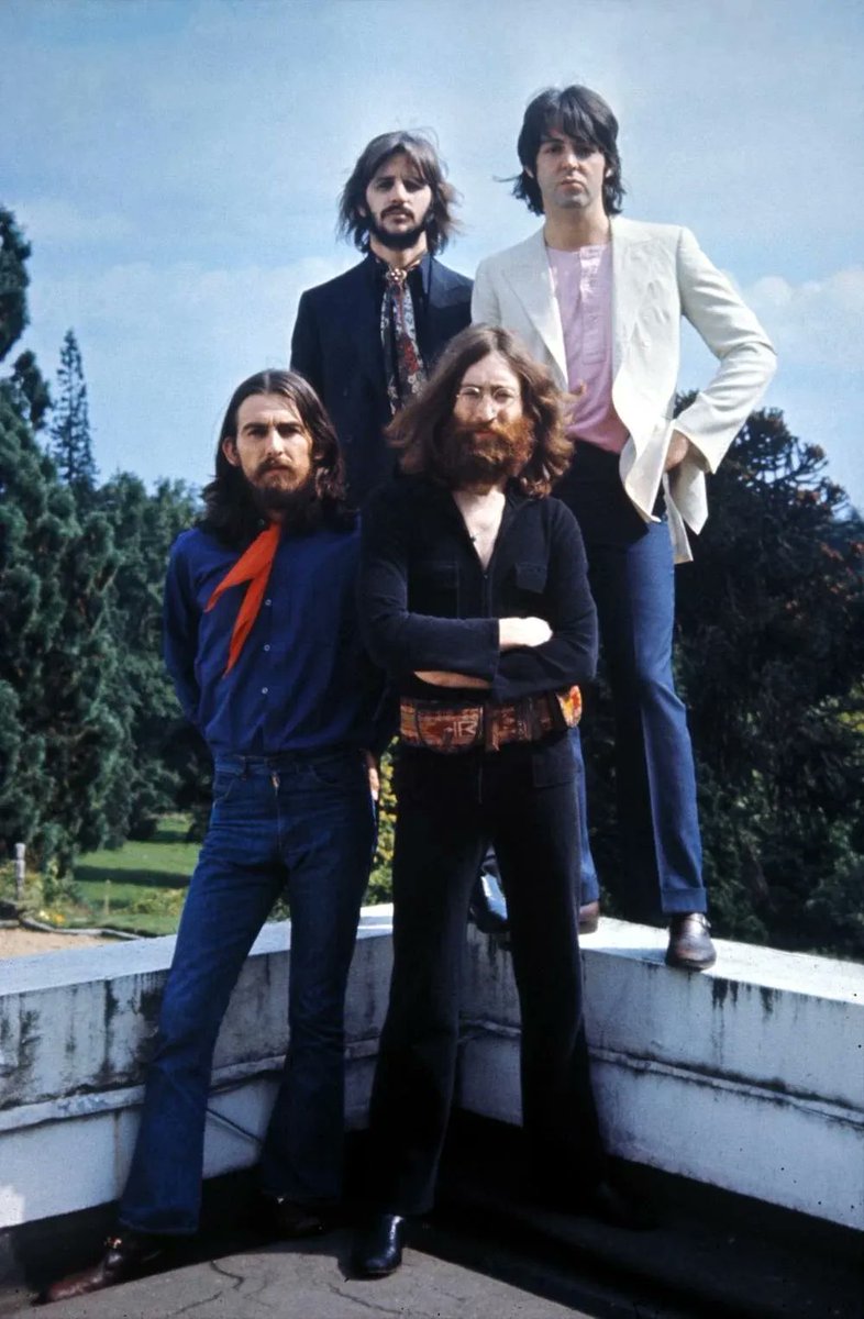BeatlesEarth's tweet photo. On this day in 1962 and 1969, the first and last photos of all four Beatles together were coincidentally taken on the same exact day - August 22nd - just seven years apart. https://t.co/TRxBChXknP