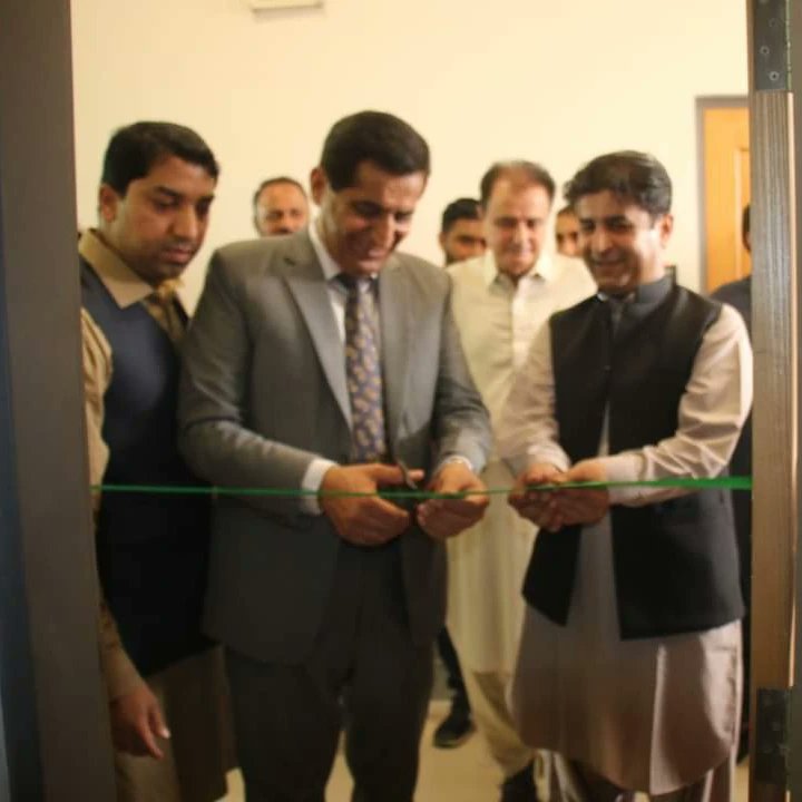 LUAWMSOfficial's tweet photo. Exciting news: 600 Watt out of One Mega Watt Solar Project has been energized at Lasbela University of Agriculture, Water and Marine Sciences. It has become the first University in Balochistan and among the few Institutes in Pakistan to convert the whole Campus on Solar Energy. https://t.co/po9UK2Pj6h