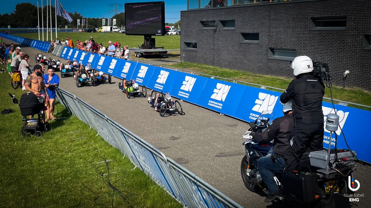 MobileViewpoint's tweet image. Sports, events? For #livestream or #broadcast? Our #MobileViewpoint #bondedcellular  #WirelessCamera links are always a good idea!

@broadcastrental #EMGBlueLabel #EPC2023 #cycling #paracycling #TVcrew #behindthescenes