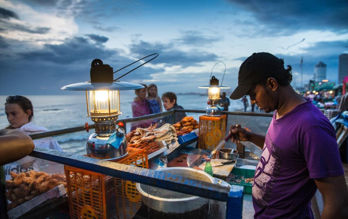 Southern Voice (@svoice2030) on Twitter photo Recent crises emphasise the urgency of reshaping #foodsystems to ensure #resilience and #sustainability. 🌱
How can our systems better withstand adversity? 🧱
🗺 Read the article featured on the <a href="/wef/">World Economic Forum</a> Intelligence Map on #SDGs:
➡️ bit.ly/3KSdxH4 Recent crises emphasise the urgency of reshaping #foodsystems to ensure #resilience and #sustainability. 🌱
How can our systems better withstand adversity? 🧱
🗺 Read the article featured on the <a href="/wef/">World Economic Forum</a> Intelligence Map on #SDGs:
➡️ bit.ly/3KSdxH4
