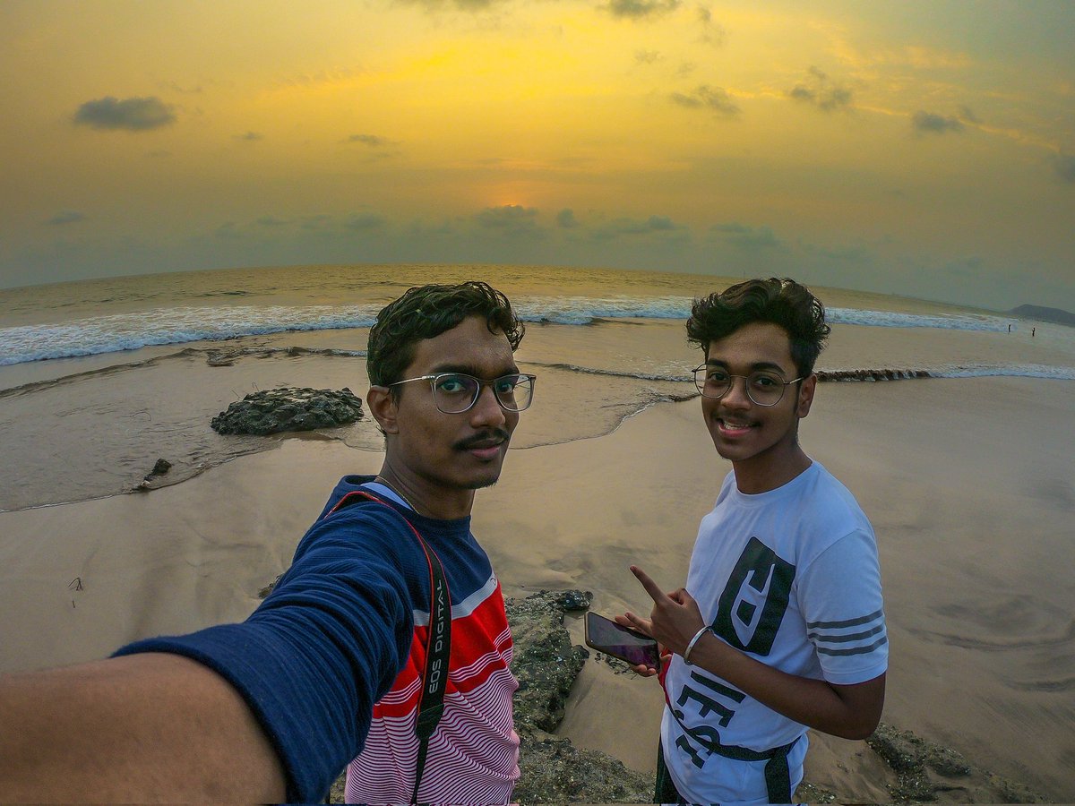 Gaurang321's tweet photo. @BumchumsFashion That's With My Brother 😎❤
#IMeAndMySiblings #Bumchums https://t.co/AR5dGLIXm3