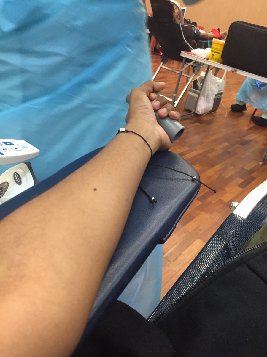 Ammelia3131's tweet photo. Is it Happening ????
#ItsBloodDonation
#BLMC 2153
#CityUBloodDonationDay
Before Again!!!! https://t.co/7aJ8HdsO90