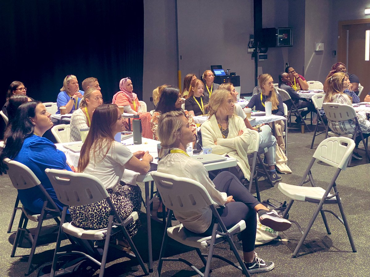 ArborPrimary's tweet image. A great day of #collaboration🤝 and #richdialogue🗣️ here in the @ArborDubai💚 Primary, as we focus on the #newacademicyear🚀 with our #ageappropriate👶🏻👧🏿🧒🏼👦🏻 practices in embedding our ‘world class’ #learningecology♻️📝🌟 for everyone! Our #newbeginnings have begun💥! 🙏🏼🌿🏆