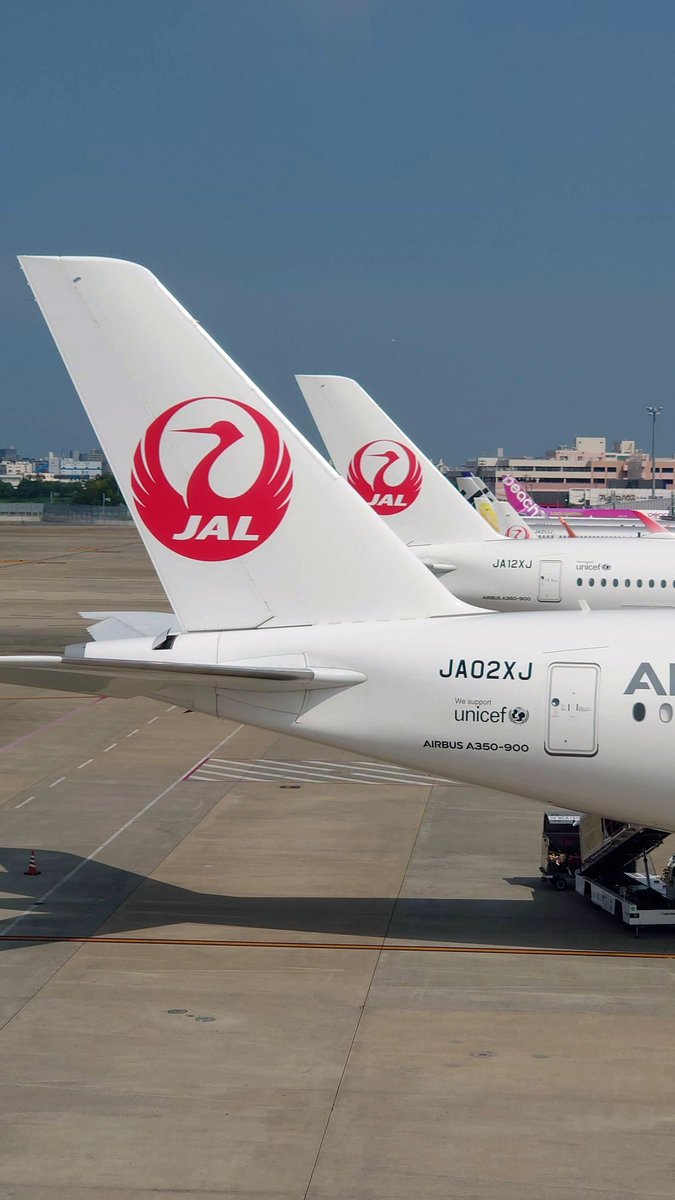 taku_ja6rpj's tweet image. Airbus A350 を始めて拝みました。福岡空港にはひっきりなしに来るようですね。出発したと思ったら、また飛んできていました。
（一昨日の撮影）
#Xperia5ii