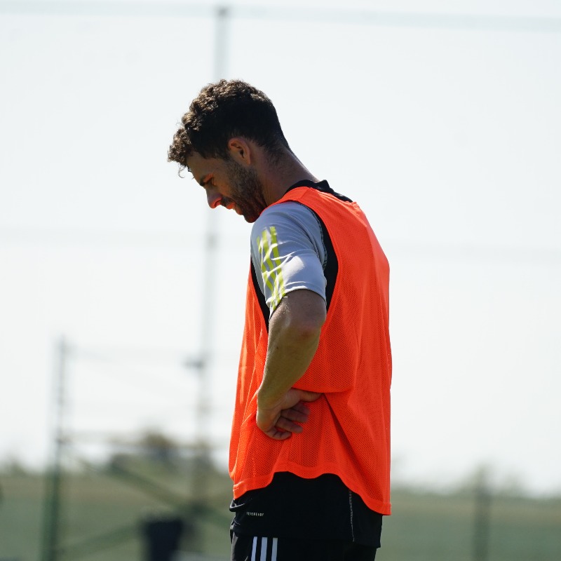 realmurciacfsad's tweet photo. DECLARACIONES | 🎙️ Repasa las declaraciones de @RodrigoRios_9 tras el entrenamiento de hoy en @PinatarArena 
#RecreativoGranadaRealMurcia