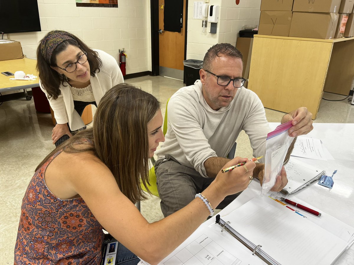NEW grade 3-5 NYSSLS Science Investigation Teacher Workshops are underway in preparation for our younger learners to engage, explore, and explain phenomena!  #NYSSLS #NGSS #Science